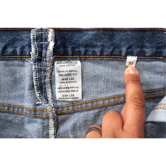 Levi's Women's Relaxed Fit Denim Mini Skirt - Size M - Picture 3 of 8